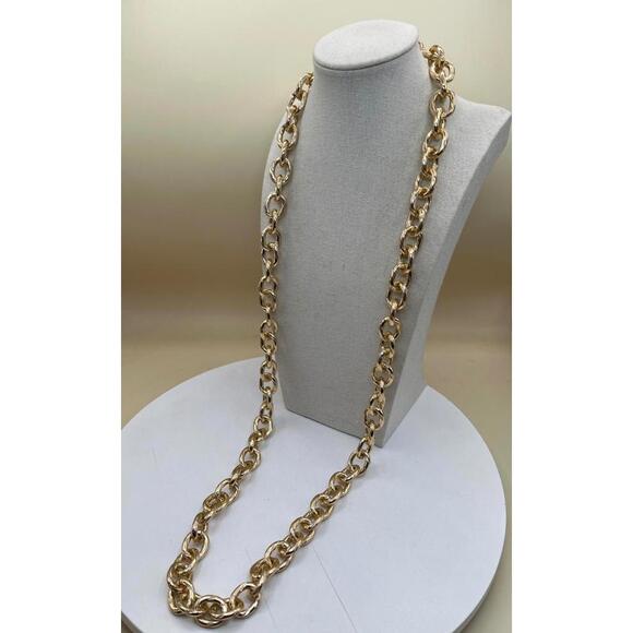 Gold Chain Necklace with Large Links - Picture 2 of 7